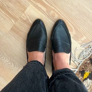 Susina black leather flats / loafers 9.5 W